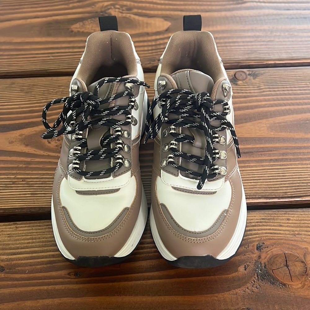Zara “dad” shoes